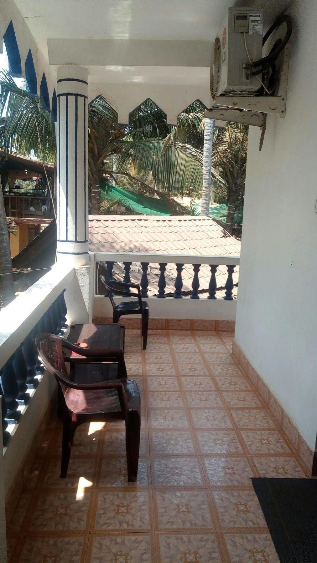 Hotel Shiva Ashvem Ashvem Beach Eksteriør bilde